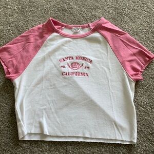 Garage Pink and white Santa Monica, California t-shirt, Size S, Comfy, light